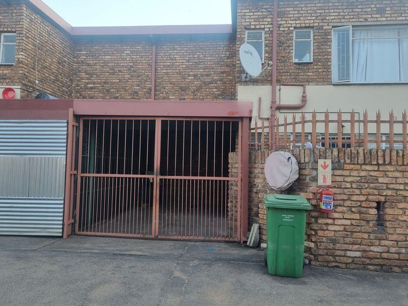 Three bedroom duplex in Middelburg Central - Photo 1