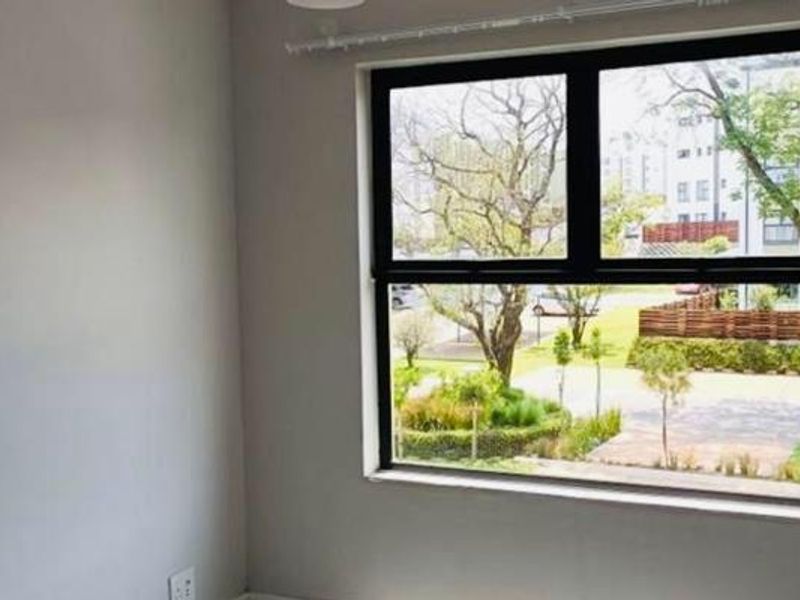 One Bedroom Apartment for Sale in Linbro Park - Photo 5