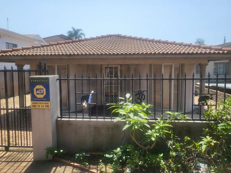 Captivating Charm in Shallcross: Relax, Unwind and Embrace the Endless Possibilities - Photo 1