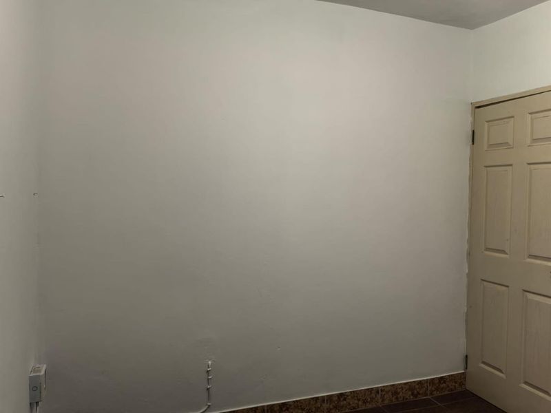 Inviting 2 Bedroom Rental in Chatsworth Central - Photo 6
