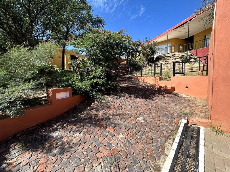 Brakwater Gem: 68 Rooms, Conferences & More on 26 Hectares! - Photo 3