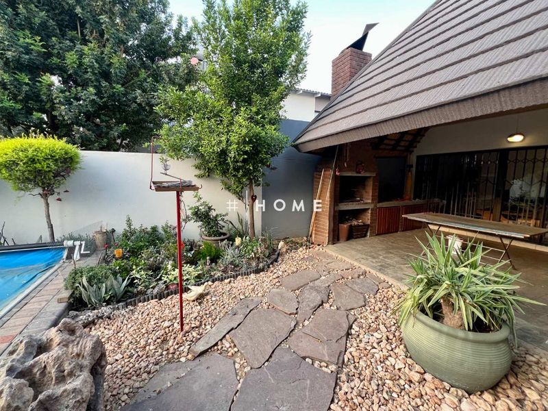 Townhouse for sale in Sports Village - Photo 2