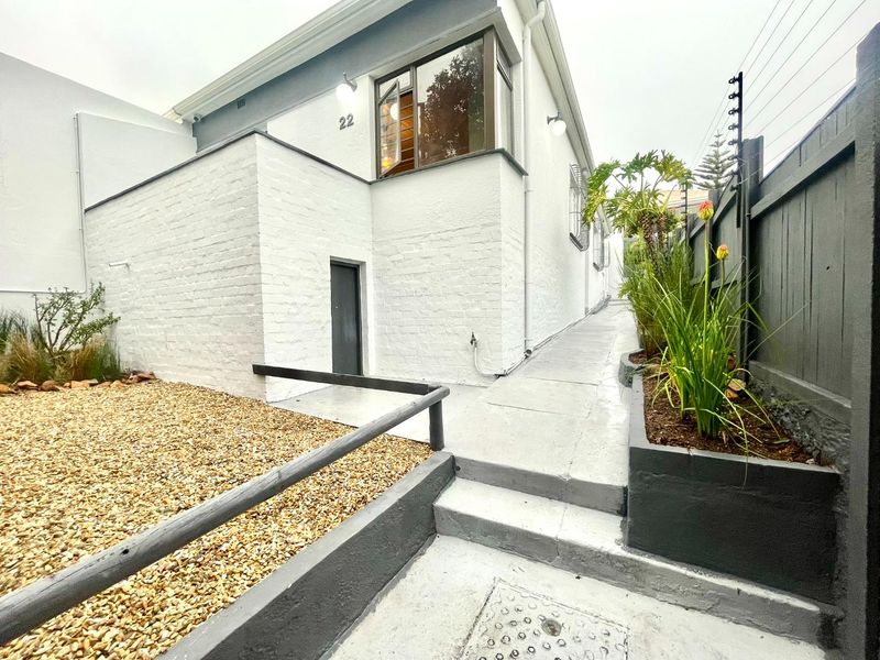 Renovated Two Bedroom Home with Excellent Security - Photo 4