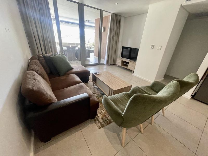 Hendra - Fully Furnished Luxurious Ground Floor 3 Bed, 3 Bath Apartment To Rent - Photo 3