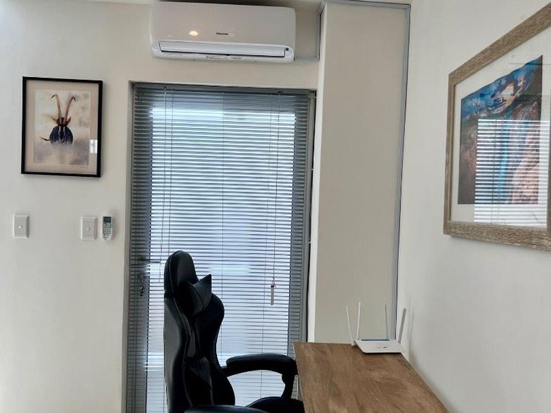 Fully furnished Town house - Photo 3