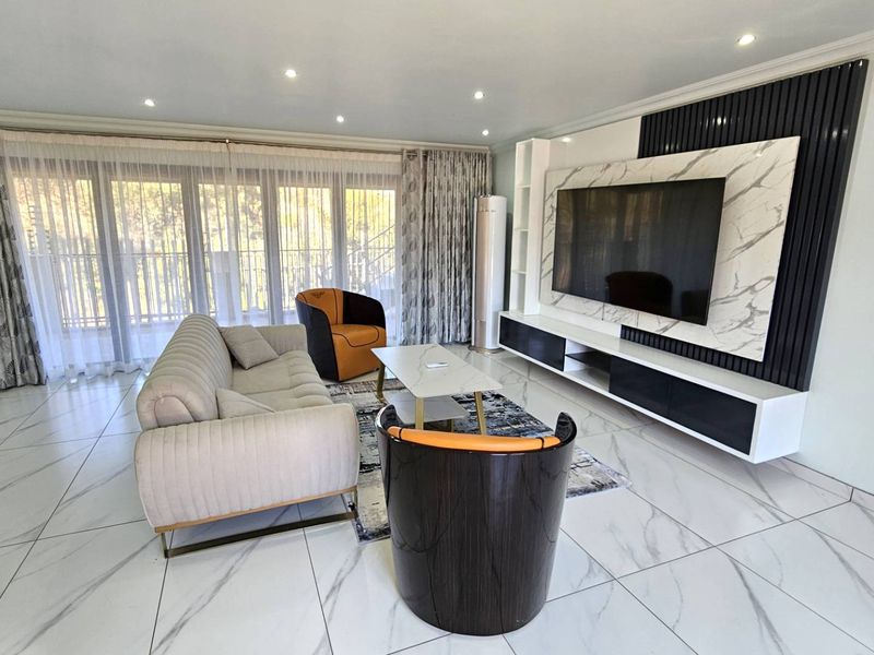 3 Bedroom Luxury Family Home In Estate d Afrique - Photo 3