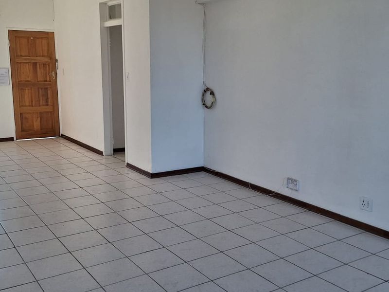 Perfect Starter Unit Or Great Investor opportunity in Parkdene, Boksburg - Photo 5