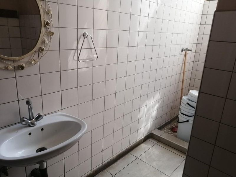 UNIQUE OPPORTUNITY - Photo 9