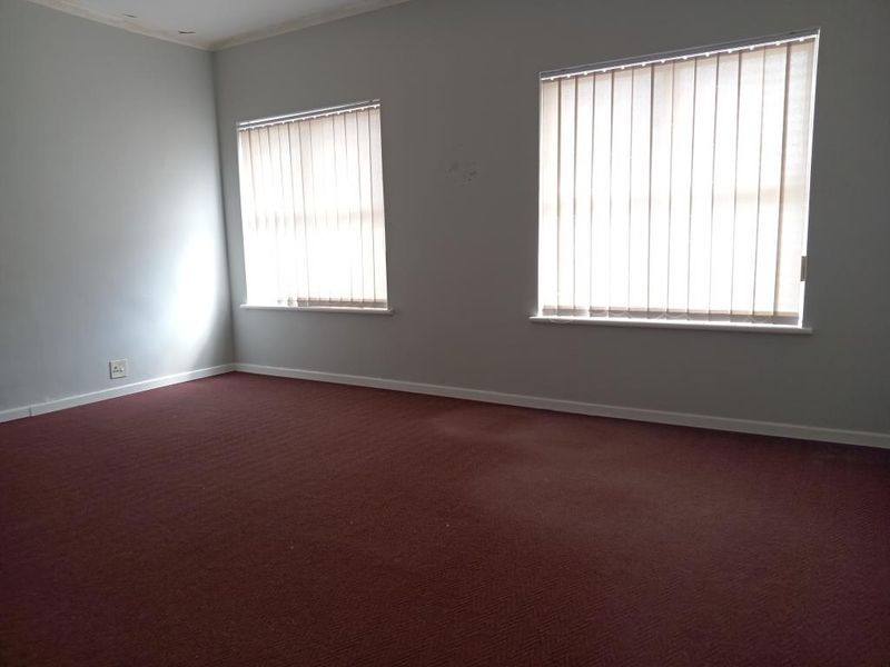 **Prime Office Space Available on Newton Street** - Photo 5