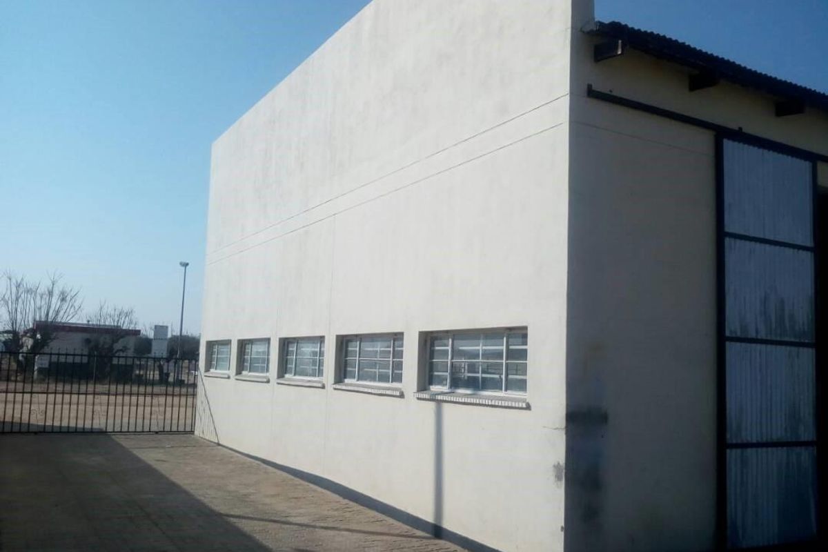 Warehouse For Sale In Gobabis - Photo 2