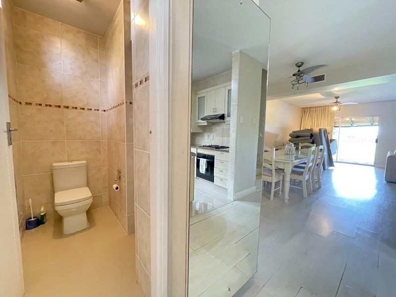 Fully Furnished 3-Bedroom Beachfront Apartment – Longbeach - Photo 9