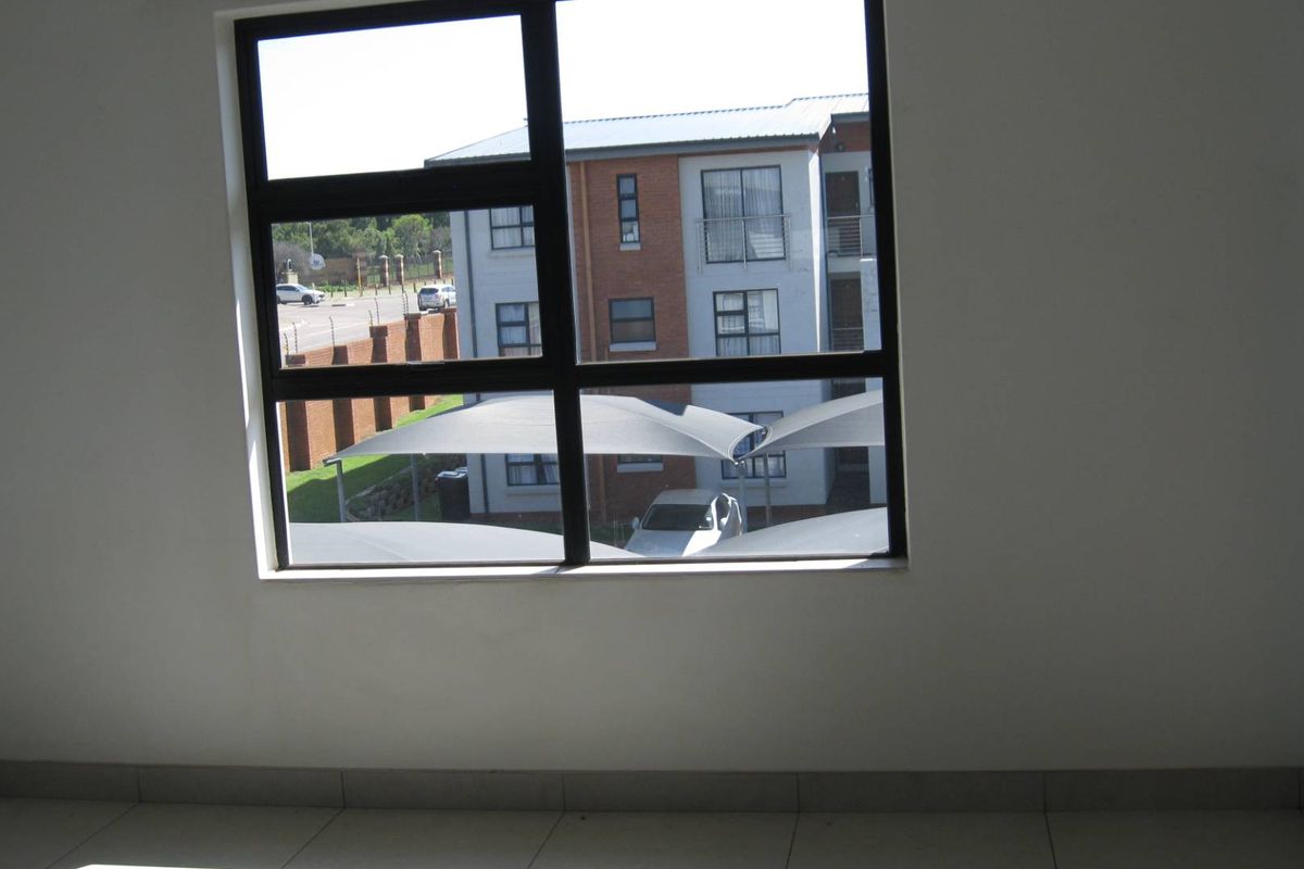 Stylish & Affordable Apartment in Irene – 2 Bedrooms and Great Amenities - Photo 4