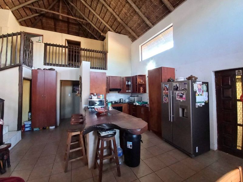 5 bedroom house for sale in Elandsfontein - Photo 4