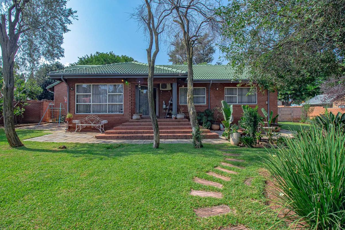A place to call home! - Photo 2