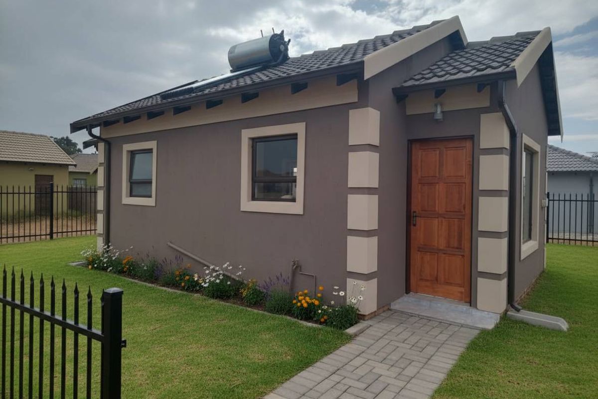 NEW DEVELOPMENT, ALL COSTS INCLUDED, FULL TITLE STANDS. NO DEPOSITS / 100% BONDS (dependent on client profile) - Photo 2