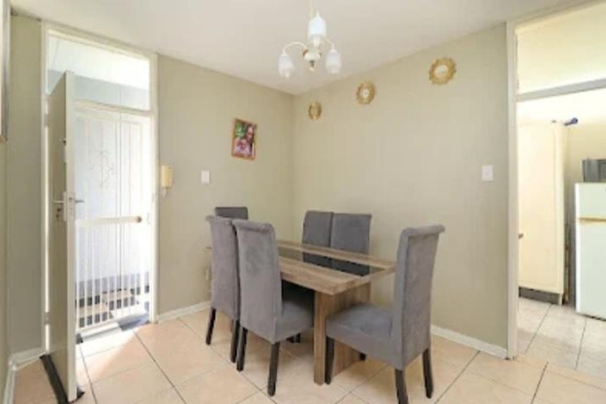 1.5 Bedroom Apartment For Sale, Excellent Location - Photo 2