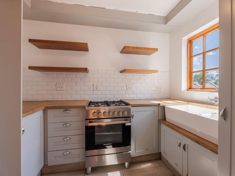 2 BEDROOM LOFT APARTMENT FOR SALE IN BRYANSTON - Photo 6