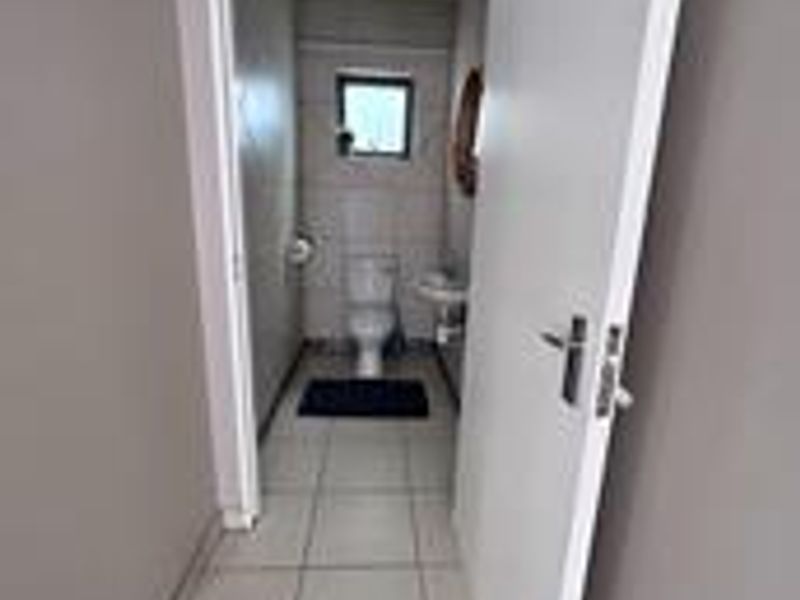 Modern Living, Perfectly Sized - Photo 6
