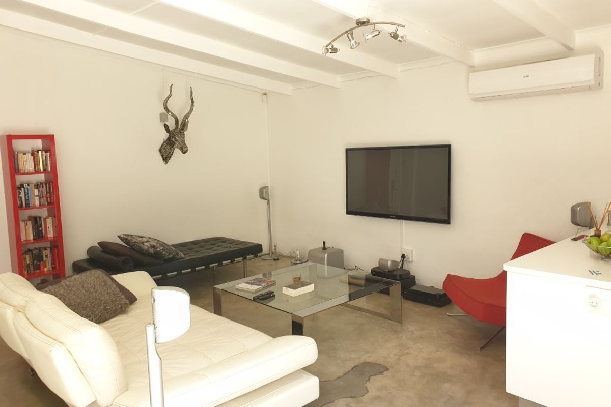 3 BEDROOM HOUSE FOR SALE IN NORWOOD - Photo 5