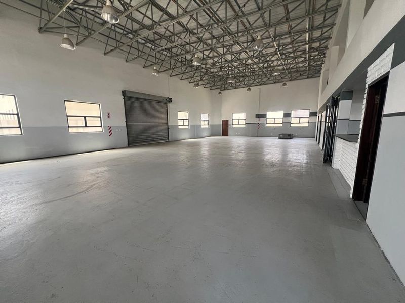 FOR SALE - INDUSTRIAL PROPERTY IN SWAKOPMUND, NAMIBIA - Photo 2