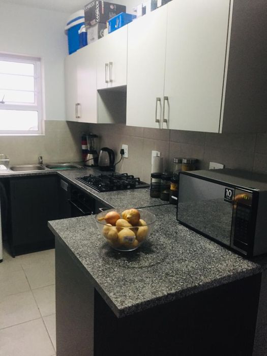 Property #2189886, Apartment For Sale in Fairview