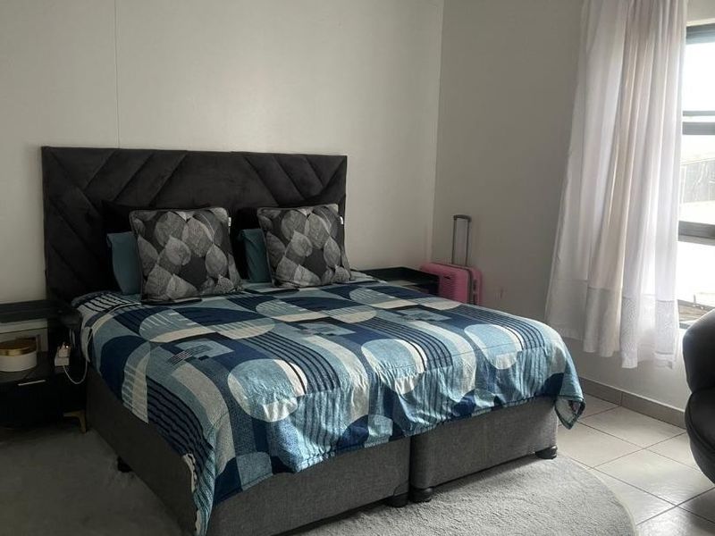 Modern 3-Bedroom Apartment with Sea Views in Point Waterfront - Photo 7