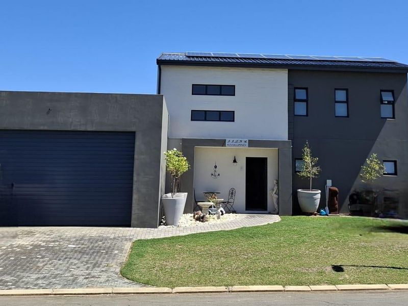 Coastal Luxury & Flair at Breedezicht Estate! - Photo 2