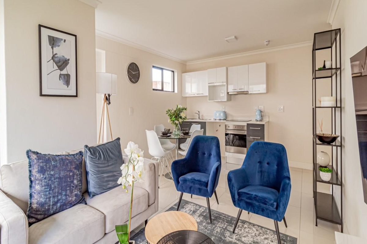 Savvy Investors - A Selection of Unmatched Apartments - Photo 2