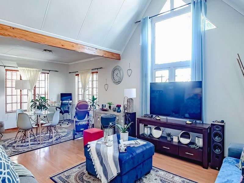 A 4 bedroom modern Farmhouse is now for sale in Ninapark - Photo 9