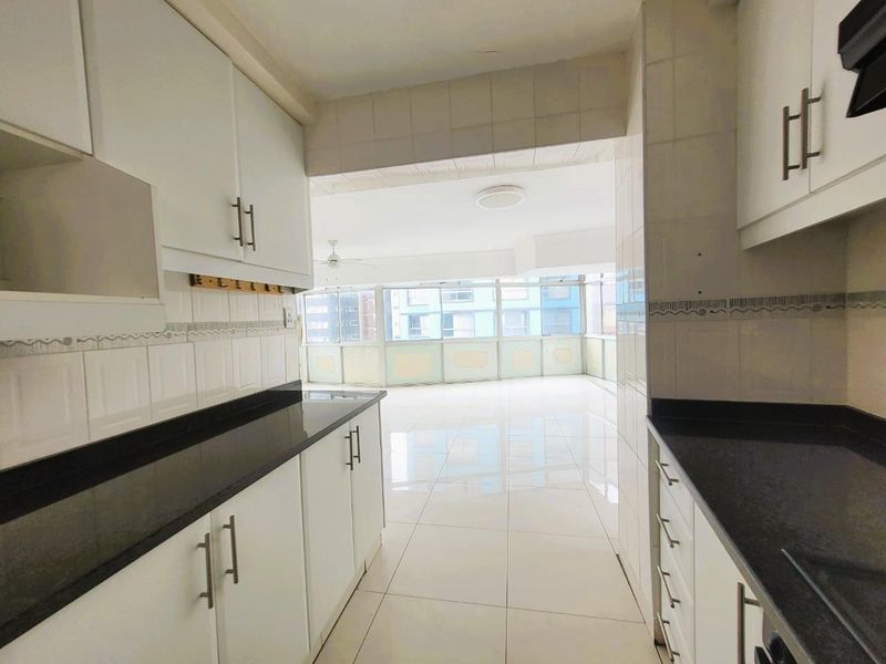 South Beach Apartment  - Lock up and go!! - Photo 7