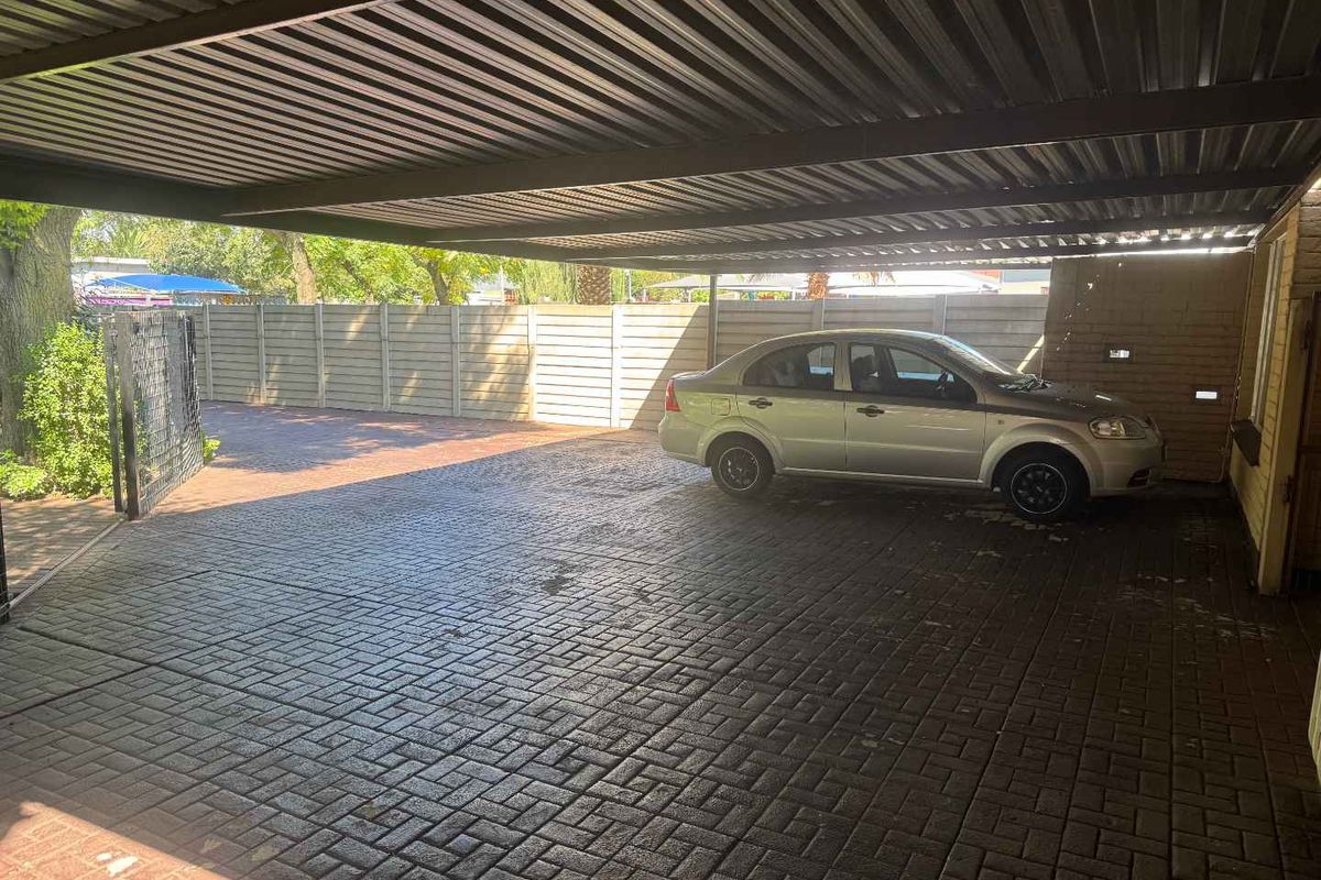 Family Home for sale in Randhart with Flat - Photo 4