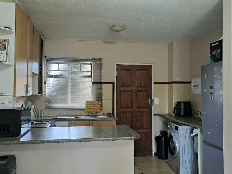 Stunning 2bedroom apartment for sale in Wonderpark Estate - Photo 3