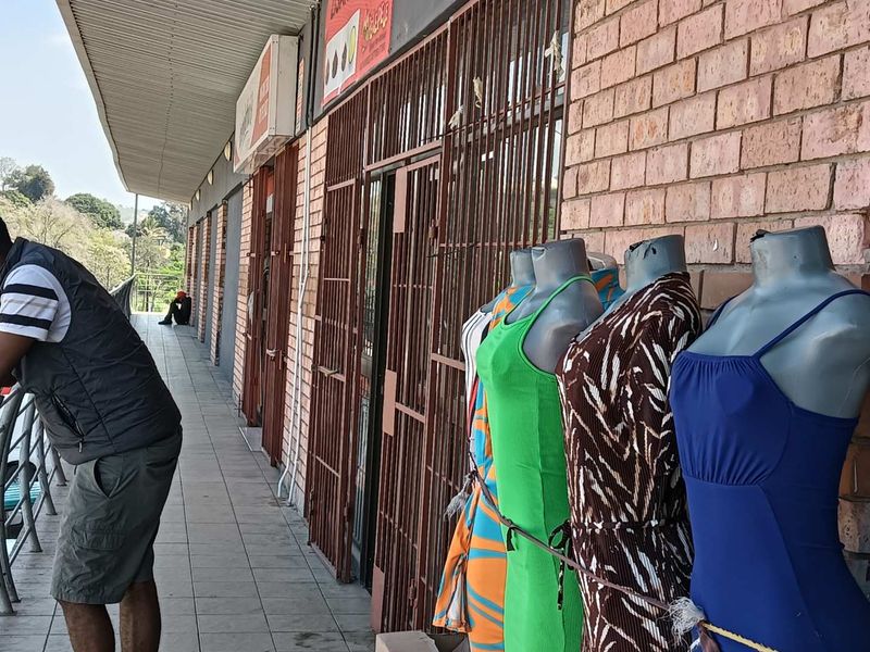 1. Shop Space to let in Marianhill Pinetown - Photo 8
