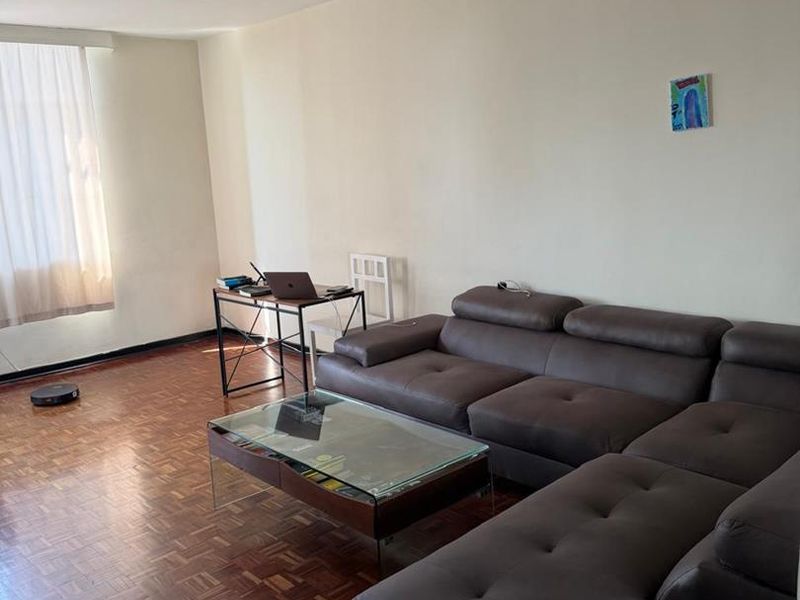 Top Floor Apartment! - Photo 5