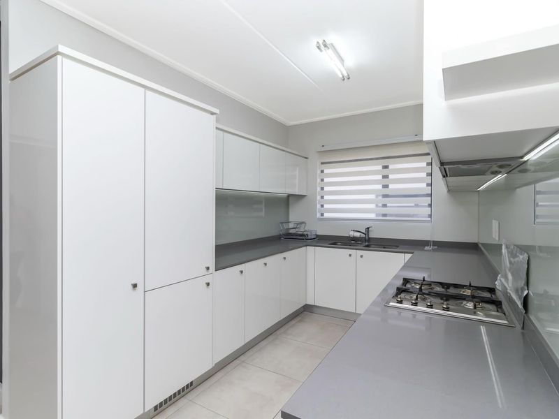 Unfurnished lock up and go - Photo 10