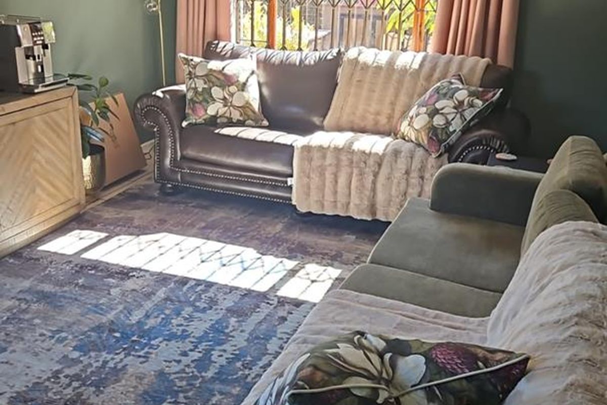 A VISION OF THE PERFECT HOME; SECURE,SUSTAINABLE AND STUNNING - Photo 2