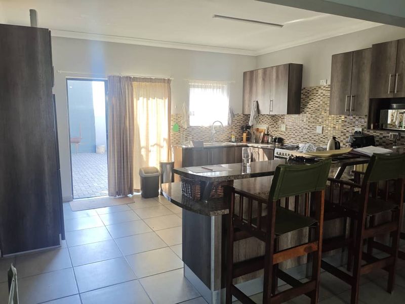 Beautiful House For Sale - Oceanview - Photo 4