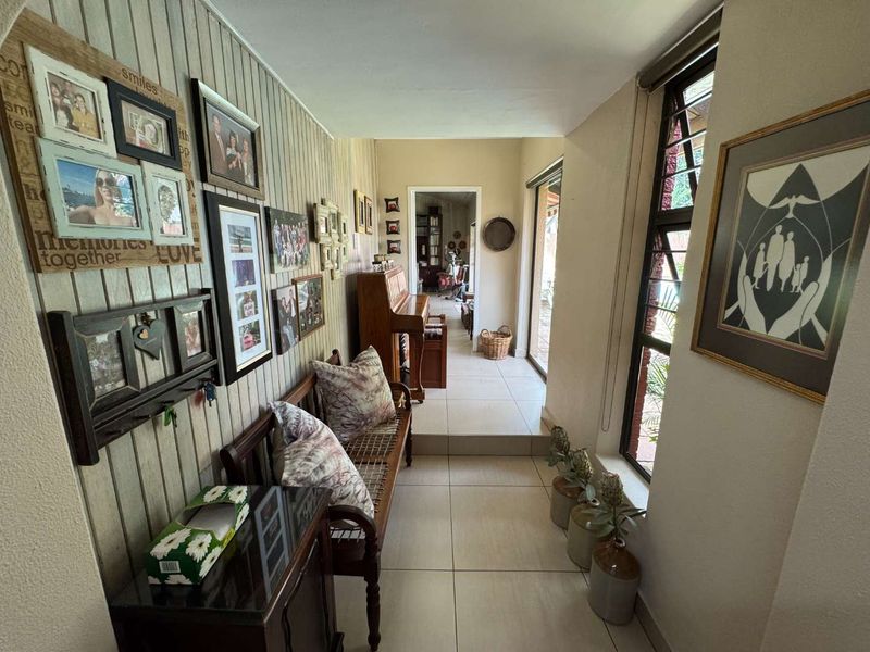 Large Home with flatlets for sale in a boomed off street - Photo 2