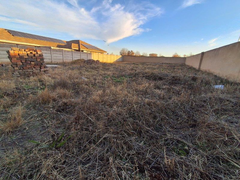 Ideally Located Affordable Vacant Land with Established Infrastructure - Photo 5