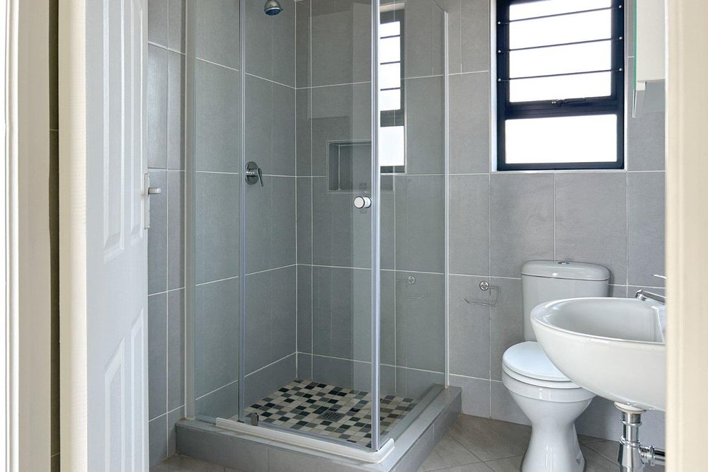 Family bathroom.