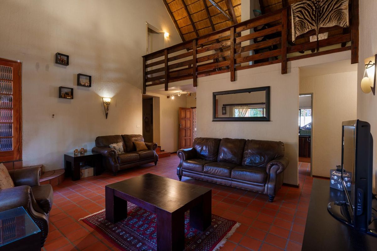 NEWLY LISTED 5 BEDROOM SECURE HOME IN PRIME AREA WITH LOVELY ENTERTAINMENT AREA AND POOL - Photo 3