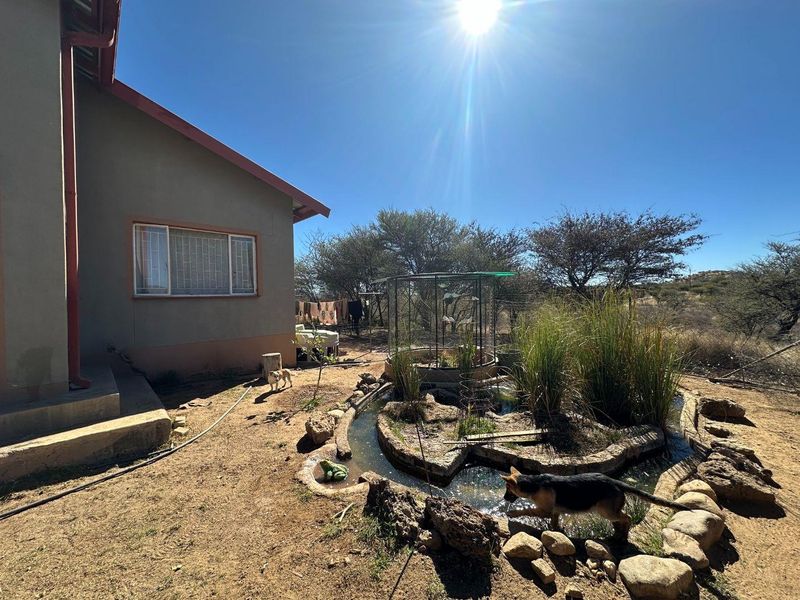 3 Bedroom House For Sale in Brakwater - Photo 2