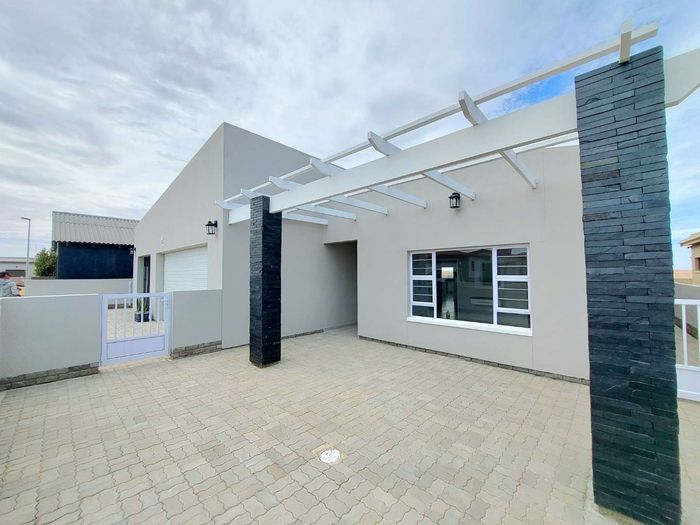 Property #2481665, House For Sale in Sunbay