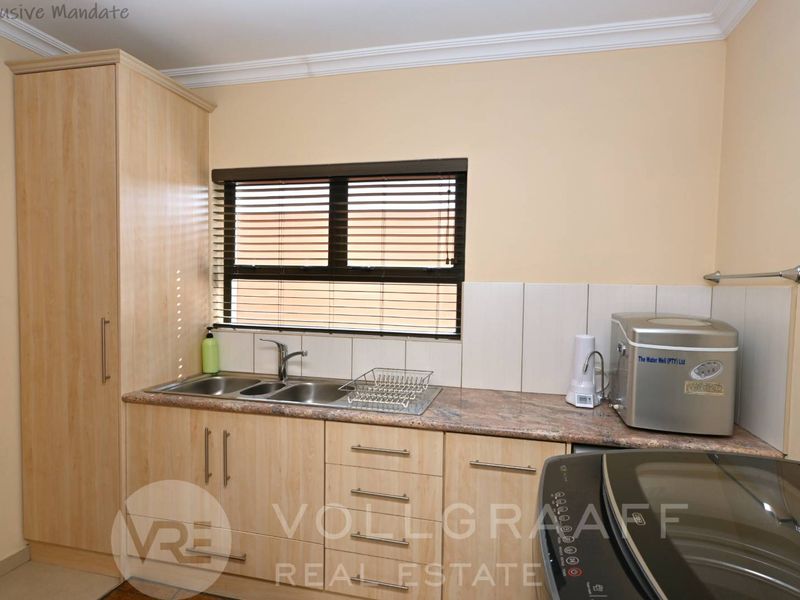 Family Home near the Dunes - Photo 7