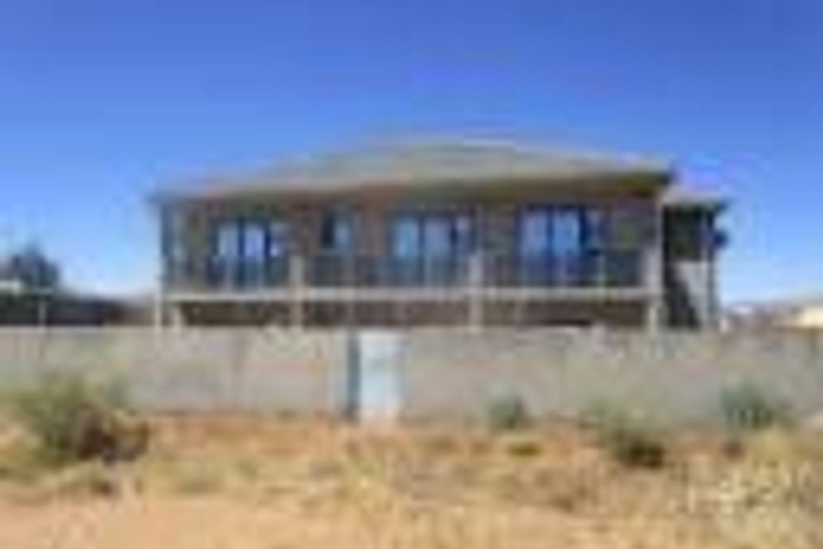 DOUBLE STOREY 8 BEDROOM HOUSE FOR SALE IN CIMBEBASIA - Photo 3