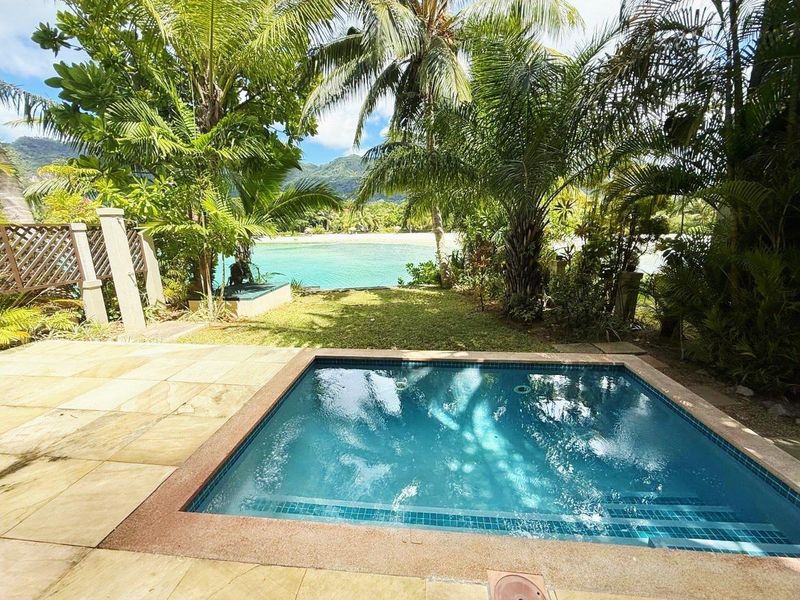 Beach or pool? It's tougher than you think. - Photo 10