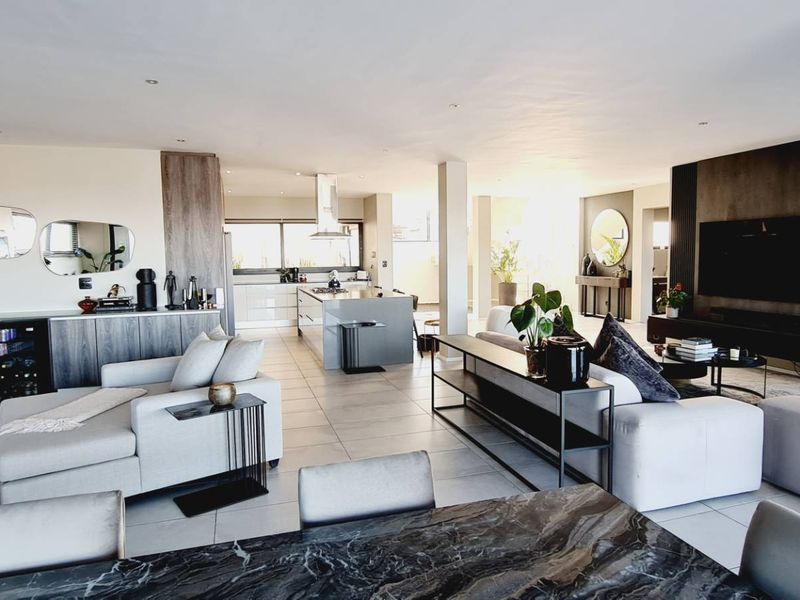 Where Cape Town's Most Spectacular Views Meet Unrivalled Luxury - Photo 5