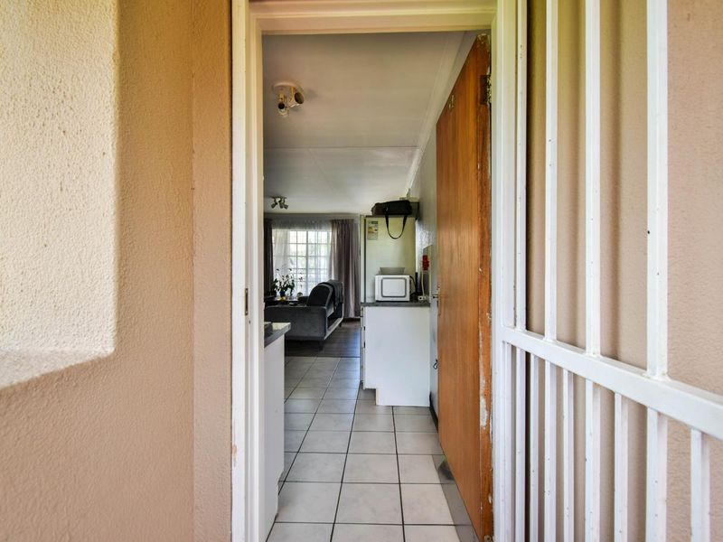 WHY RENT ? INVEST ! - Photo 10