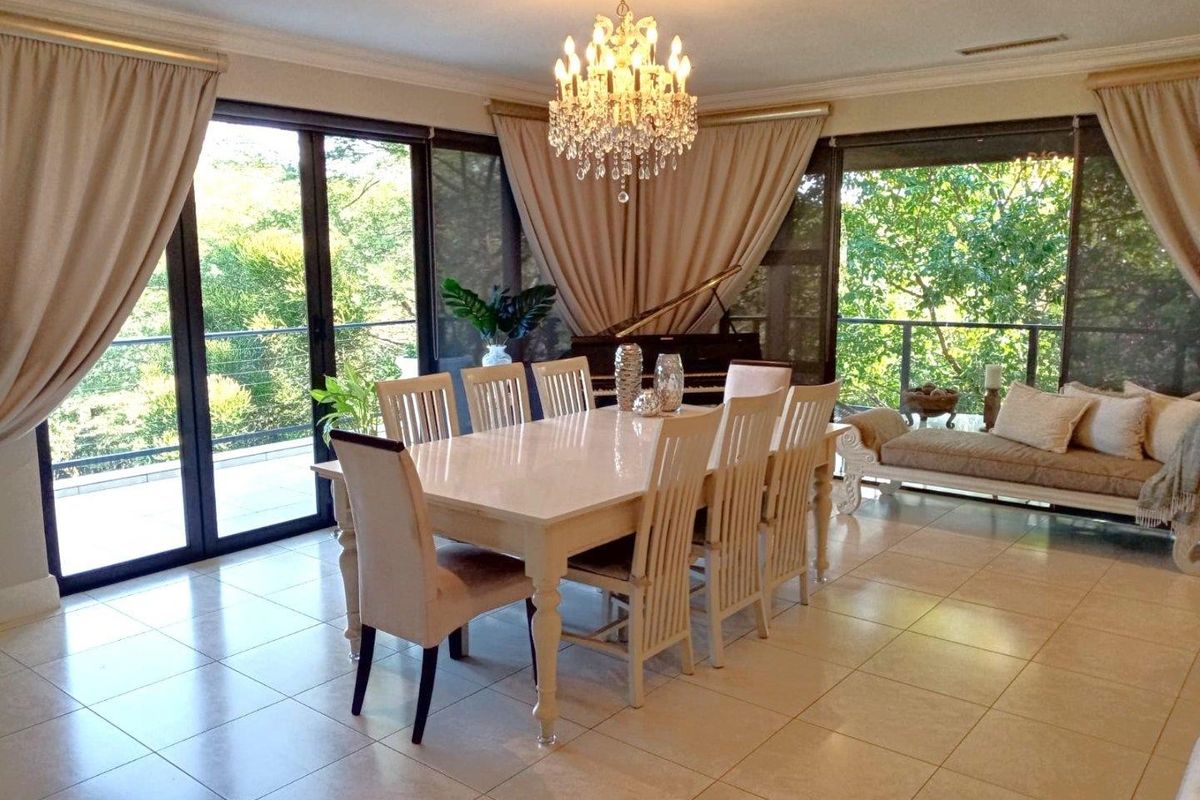 5 Bedroom Family Home in Simbithi. - Photo 3