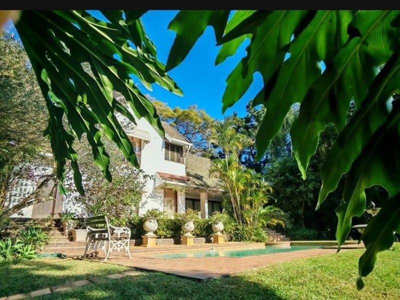 AN ENTERTAINER'S DREAM WITH DEVELOPMENT POTENTIAL! PERFECT LOCATION IN WESTVILLE - Photo 4